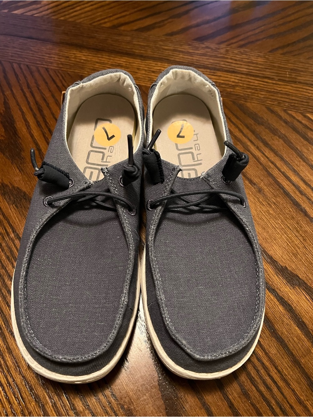 NWOT Hey Dude Women's Wendy Chambray Navy and White Canvas Slip-On Loafers